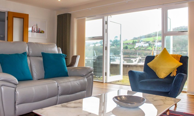 Dartmouth Cottage | 30 Dart Marina