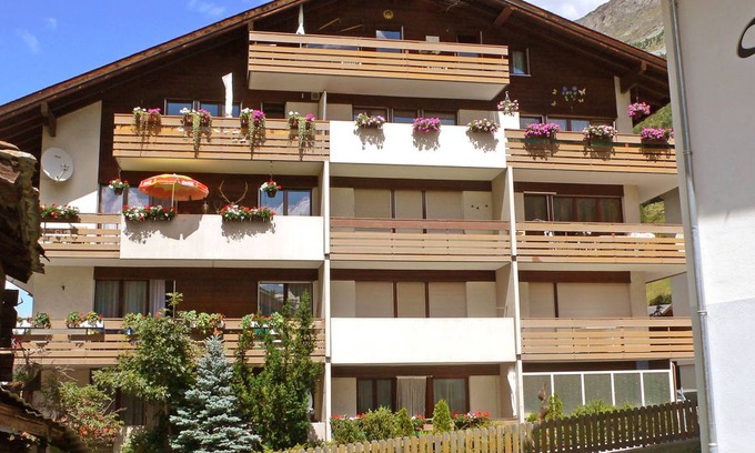 Taesch Apartment | 30 m² Apartment ∙ 1 bedroom ∙ 2 guests