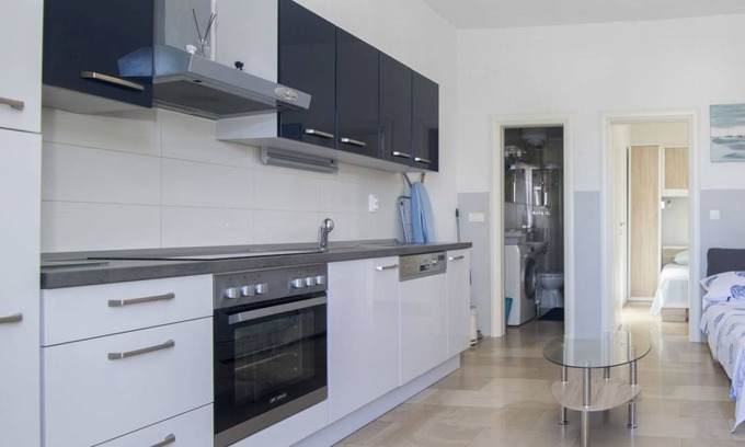 Makarska Old Town Apartment | 30 m² Apartment ∙ 1 bedroom ∙ 4 guests