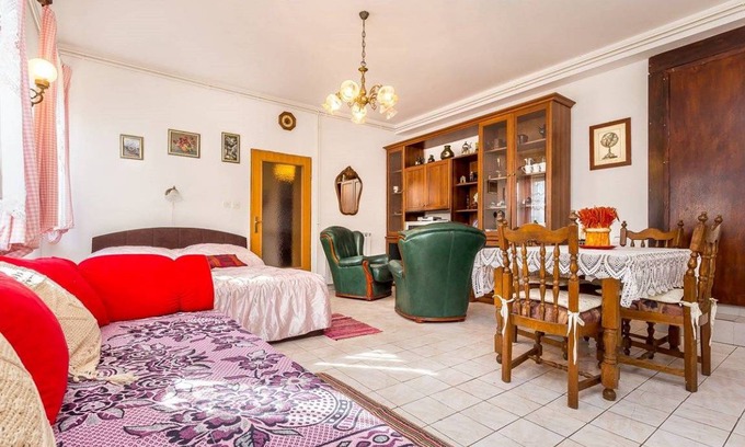 Liznjan Apartment | 30 m² Apartment ∙ 3 guests