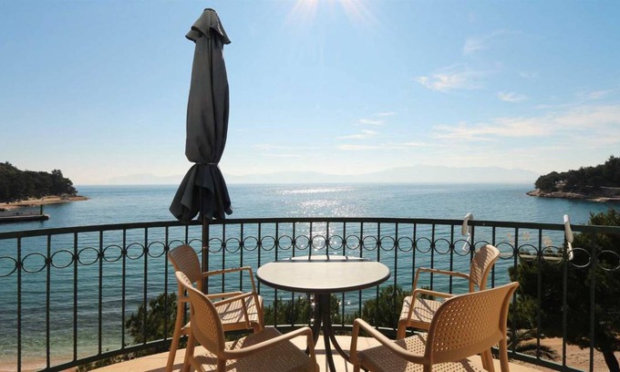 Drvenik Apartment | 30 m² Studio flat ∙ 1 bedroom ∙ 4 guests