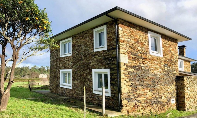 Loiba House | 300 m² House ∙ 4 bedrooms ∙ 10 guests