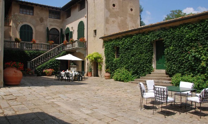 Montelopio Villa | 300 m² Villa ∙ 5 bedrooms ∙ 9 guests