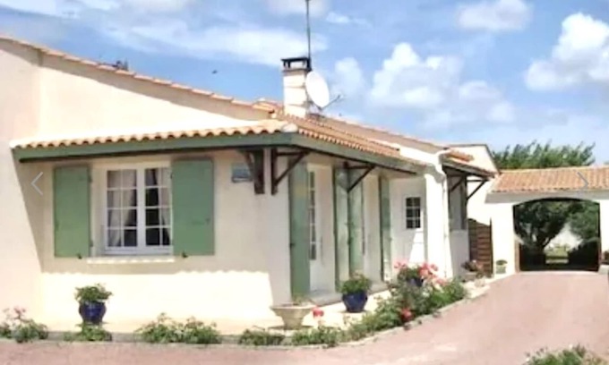 La Cotiniere Villa | 300m from the port.