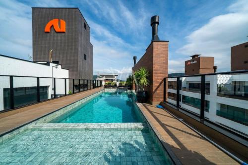 Bombas Apartment | 307 - Apart Villa Francione com piscina em Bombas