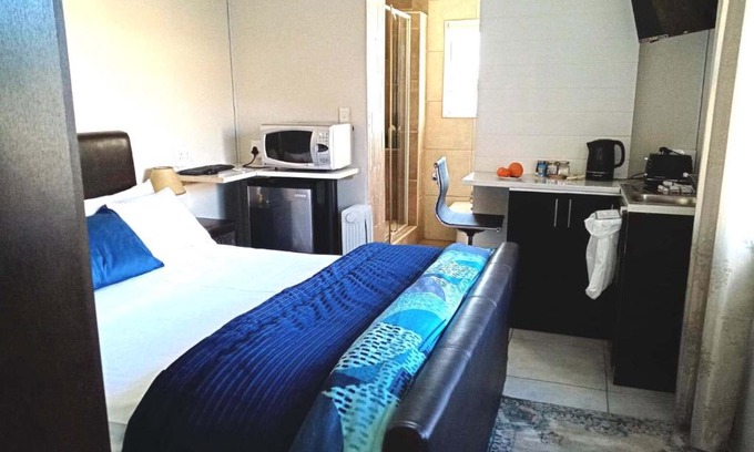 Cape Town Bed & Breakfast | 30onV Guesthouse