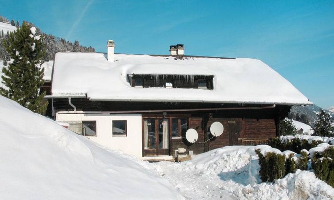 Champery House | 320 m² House ∙ 13 bedrooms ∙ 32 guests
