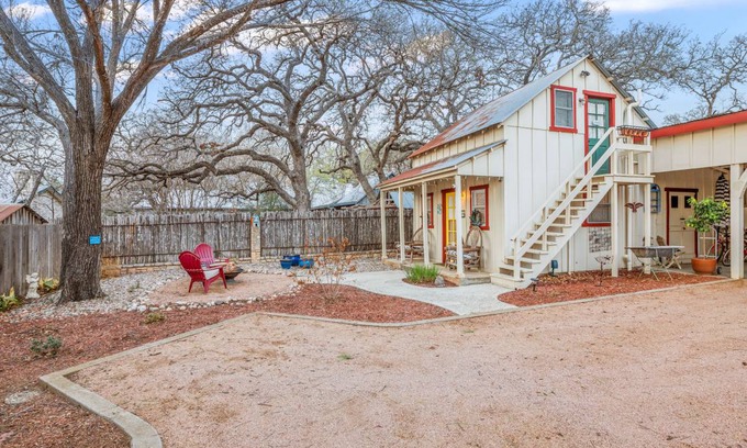 Fredericksburg Apartment | 35 m² Apartment ∙ 1 bedroom ∙ 2 guests