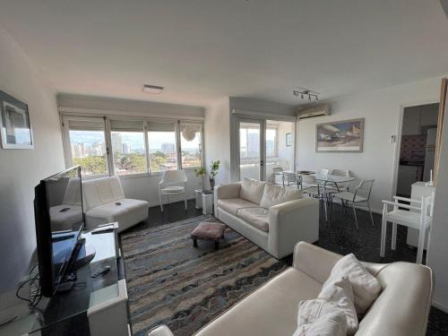 Aidy Grill Apartment | 360 View of Punta Spacoso