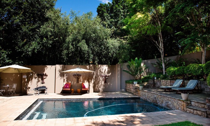 Baileys Muckleneuk Bed & Breakfast | 37 on Charles