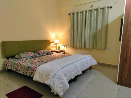 Palm Meadows Apartment | 3BHK Flat - Metro Nearby and MNC's at EPIP Zone