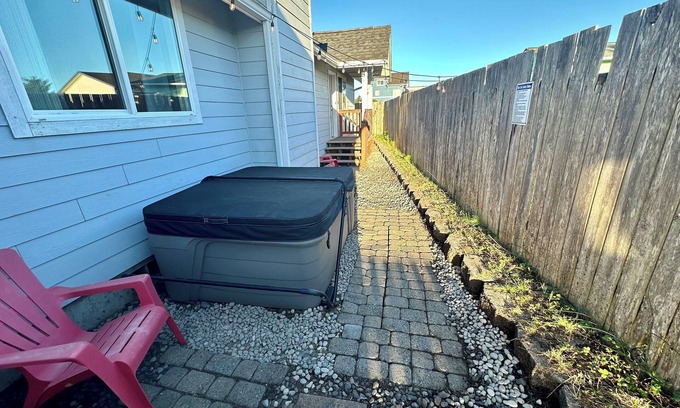 Ocean Shores House | 3BR 1.5Ba - Private Hot Tub & Game Room! 2 Pets stay free!