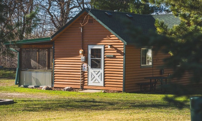 Backus Cabin | 3BR Lakefront Cabin w/Private Launch & Dock