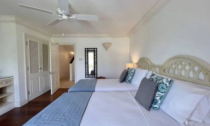 Mullins Villa | 3BR Multi Level Luxury Villa w/Pool