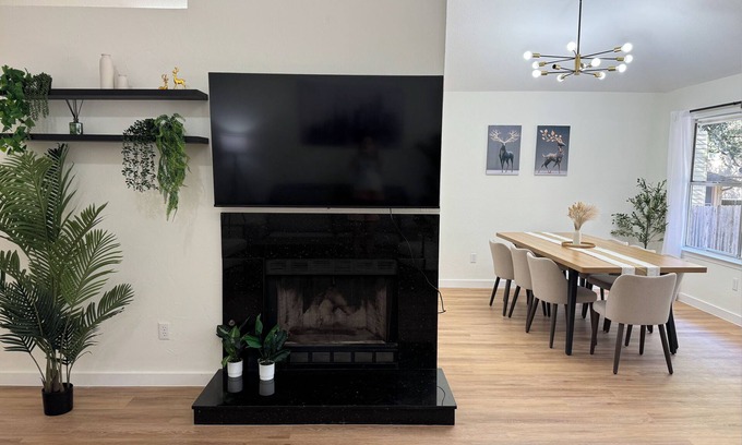 McNeil House | 3BR spacious house in peaceful Cedar Park with sauna, grill and patio