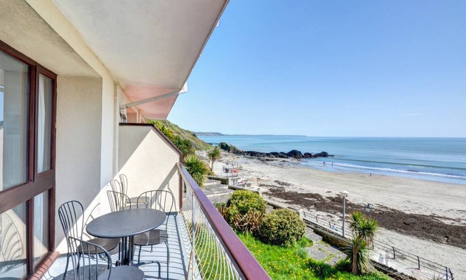 Looe Cottage | 4 Admiralty Court