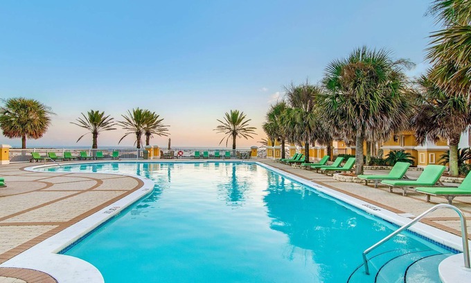 Fort Morgan House | 4 Bed 2 Bath Martinique on the Gulf House. 'Ocean Breeze'