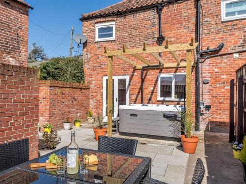 Wainfleet All Saints House | 4 Bed in Skegness 81343