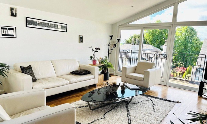 Broughty Ferry House | 4-Bed Seaside Dream House - Sleeps 8 & Parking