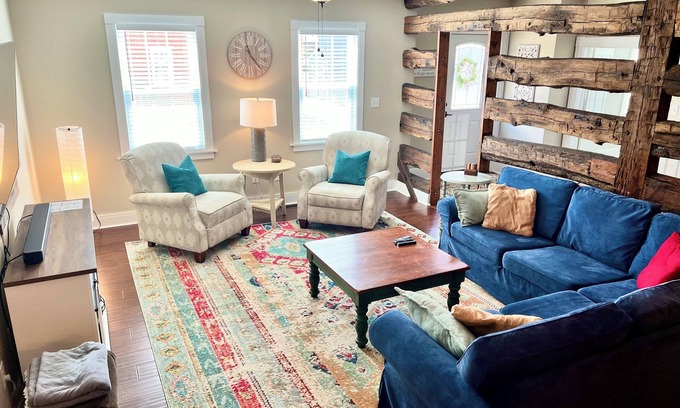 Marklesburg House | 4 Bedroom, 2.5 Bath, Historic Home, 2 mins. to Raystown Lake!