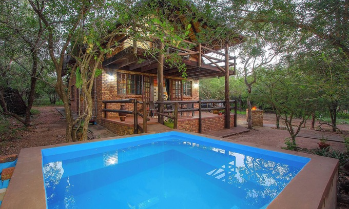 Marloth Park House | 4-bedroom, 4-bathroom house in Marloth Park with WiFi and AC. Enjoy your stay