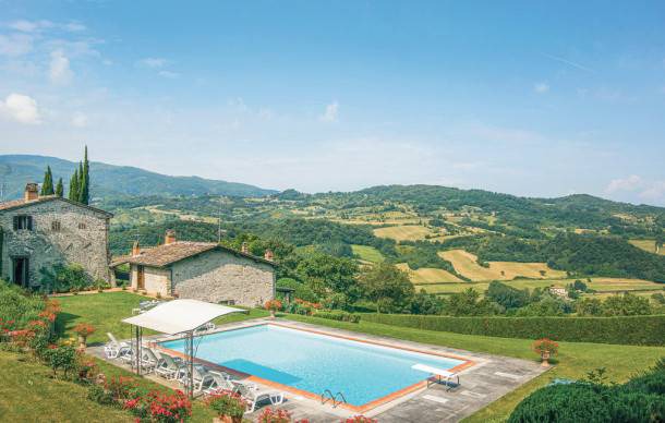 Dicomano House | 4 bedroom accommodation in Dicomano