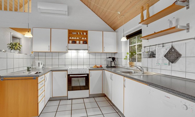Harboore House | 4 bedroom accommodation in Harboøre