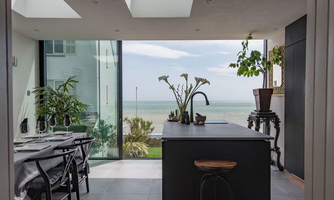 Sandgate House | 4 bedroom accommodation in Sandgate