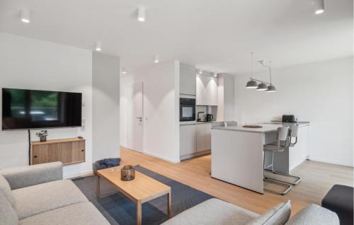 Tossens Apartment | 4 Bedroom Amazing Apartment In Tossens