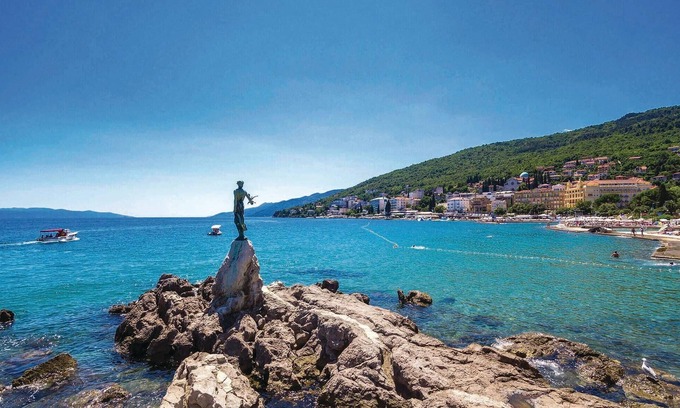 Sarsoni House | 4 bedroom amazing home in Mladenici