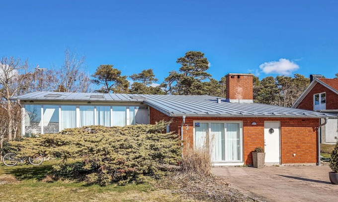 Traslovslage House | 4 bedroom cozy home in Träslövsläge