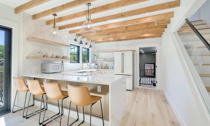 Nashville House | 4 bedroom home downtown Nashville. Hot tub, large patio, fire pit, and game room