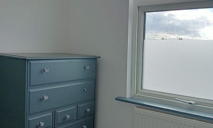 Harehills House | 4 bedroom house in Leeds