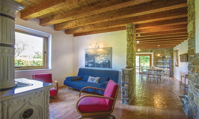 Capriva del Friuli House | 4 bedroom accommodation in Capriva del Friuli GO