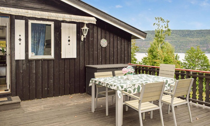 Modum House | 4 bedroom nice home in Vikersund