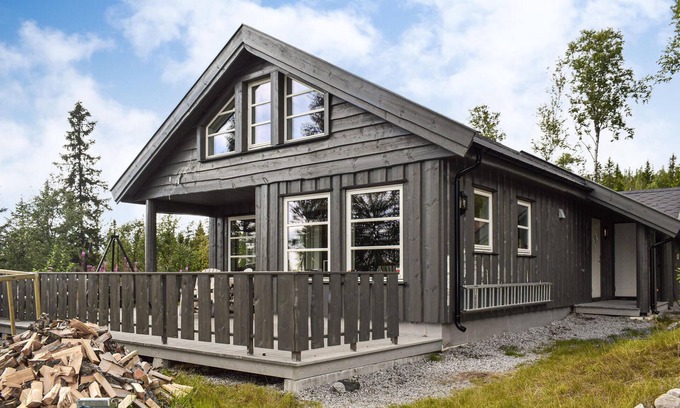 Kroderen House | 4 bedroom pet friendly home in Eggedal