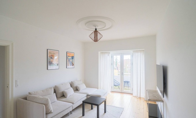 Hellerup Apartment | 4-BR apartment with a balcony in Hellerup - 182