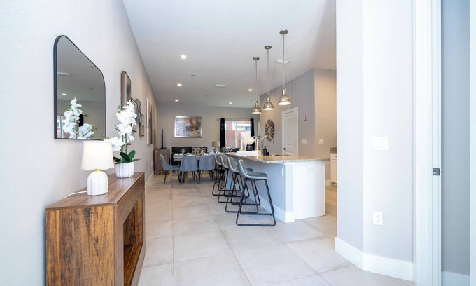 Crestwynd Bay House | 4 King Suites | Perfect Disney Getaway