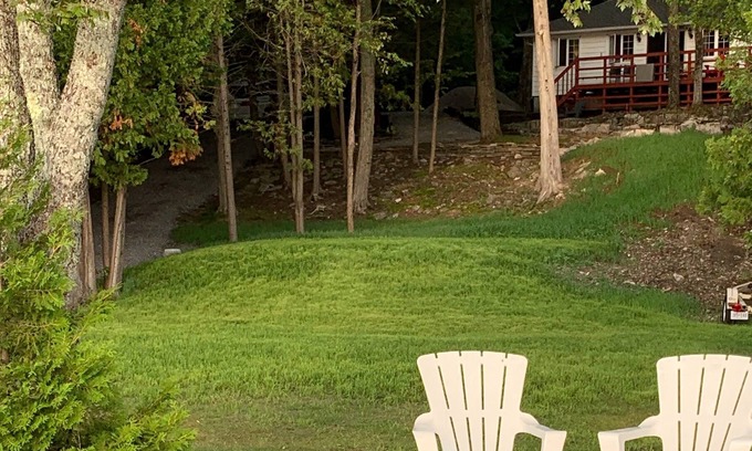 Burnt River Cottage | 4 Mile Lake Hideaway