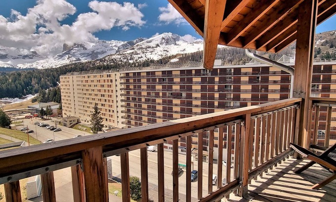 Saint-Etienne-en-Devoluy Apartment | 4-room apartment with WiFi, Pets allowed, Free parking near the slopes