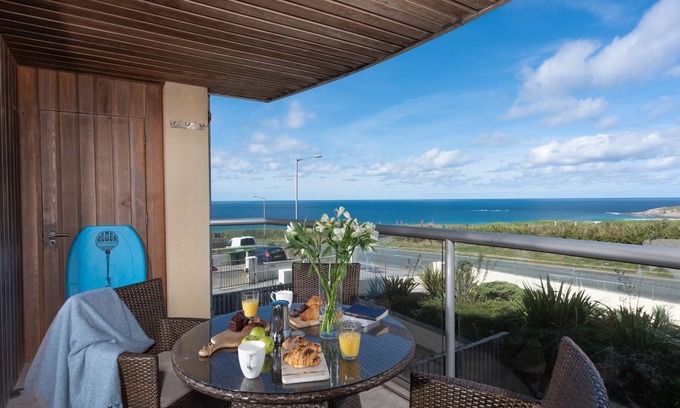 Newquay Apartment | 4 The Vista - an apartment that sleeps 4 guests in 2 bedrooms