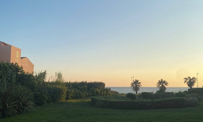 Six-Fours-les-Plages Apartment | 4- to 6-person apartment with sea view in Six-Fours-les-Plages (Coudoulière)