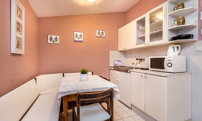 Liznjan Apartment | 40 m² Apartment ∙ 1 bedroom ∙ 4 guests