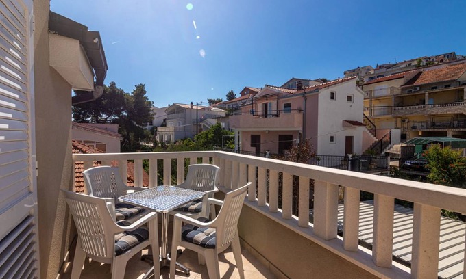 Municipality of Trogir Apartment | 40 m² Apartment ∙ 1 bedroom ∙ 4 guests