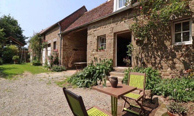 La Carneille House | 40 m² House ∙ 1 bedroom ∙ 2 guests