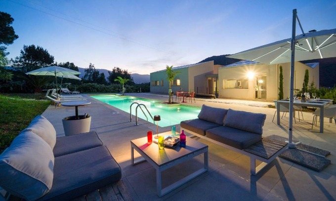 Torretta House | 400 m² House ∙ 4 bedrooms ∙ 8 guests