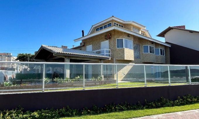 Bombas House | 413 - Casa frente Mar em Bombas-Bombinhas.