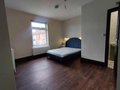 Annesley Woodhouse House | 41a Fox Street