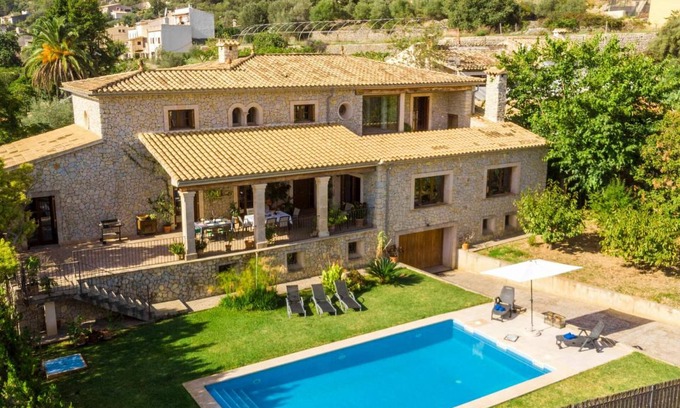 Mancor de la Vall Villa | 430 m² Villa ∙ 5 bedrooms ∙ 10 guests