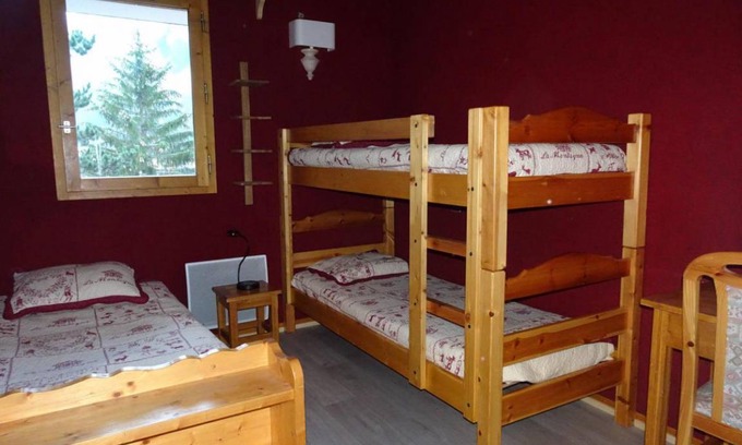 Pralognan-la-Vanoise Apartment | 44 m² Apartment ∙ 2 bedrooms ∙ 6 guests